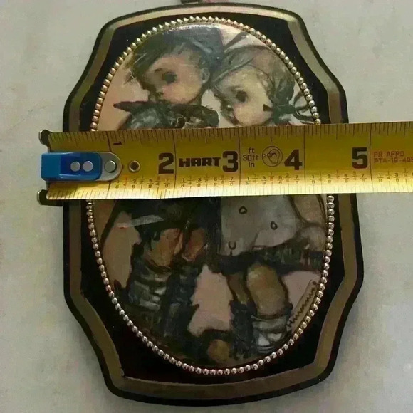 Set of 2 vintage 1970’s Hummel wooden  wall plaques. - Picture 6 of 8